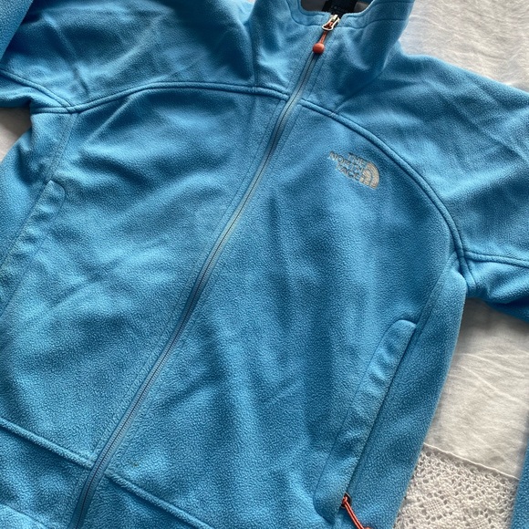 North Face Fleece Jacket - Picture 2 of 8